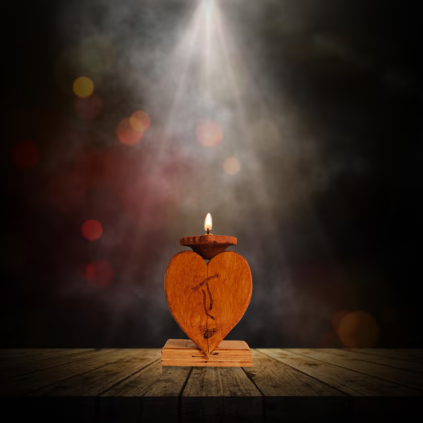 Pallet wood candle stand - heart - Image 4
