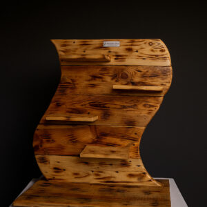 Transcento Décor Pallet Wood Curved Display Table
